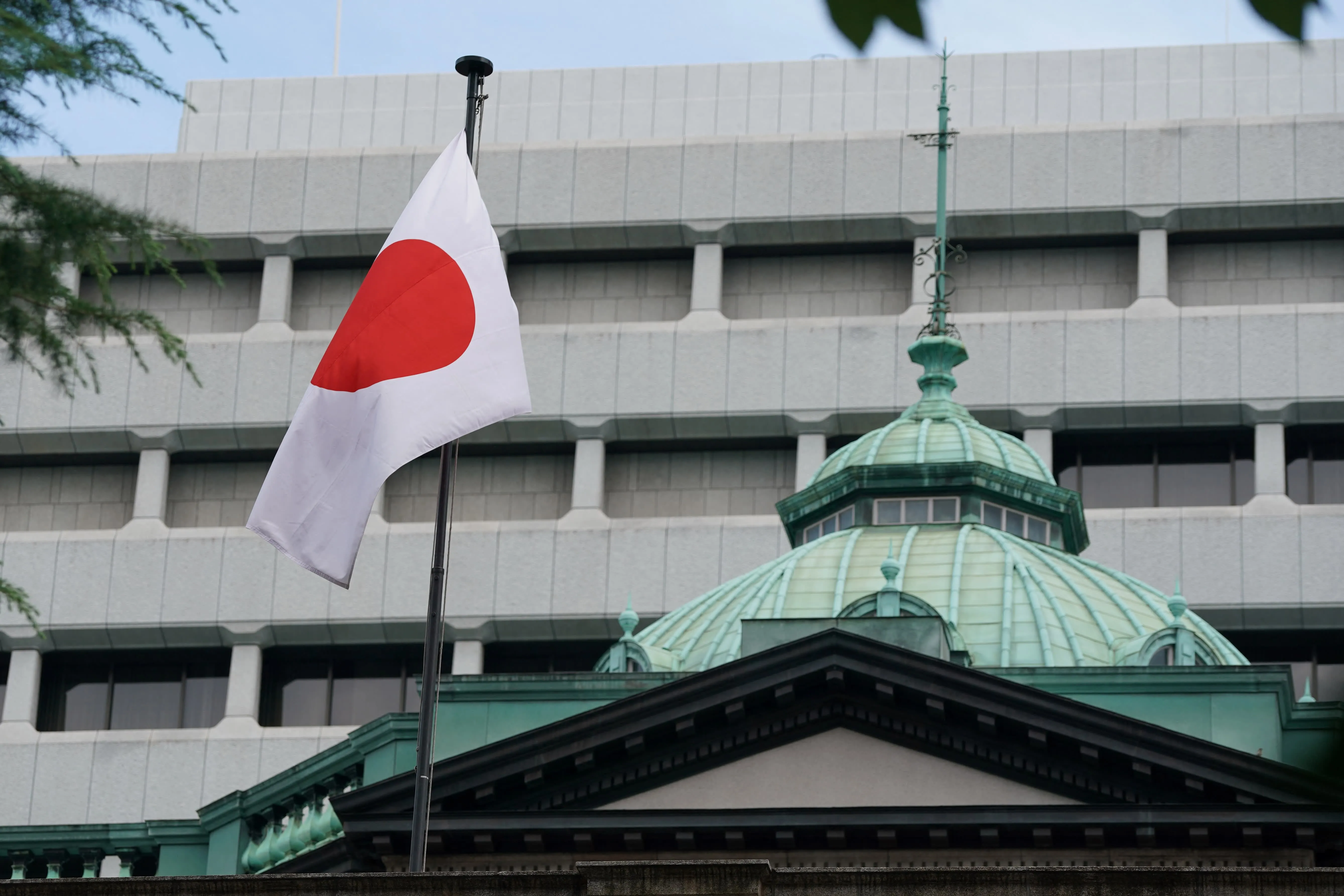 瑞银警告投资者:日本股市面临持续下跌